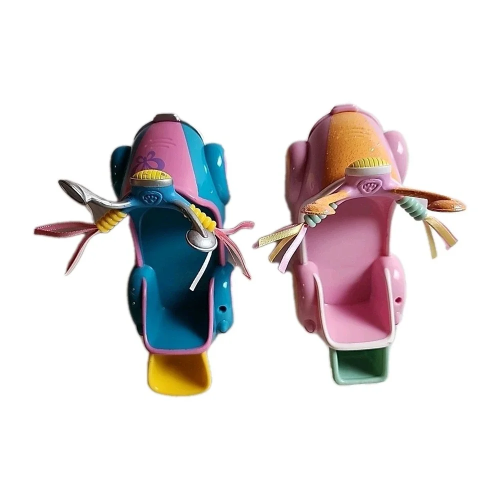 Lot 2 My Little‎ Pony Butterfly Island Scootin' Along Scooters 2004 Pink & Blue